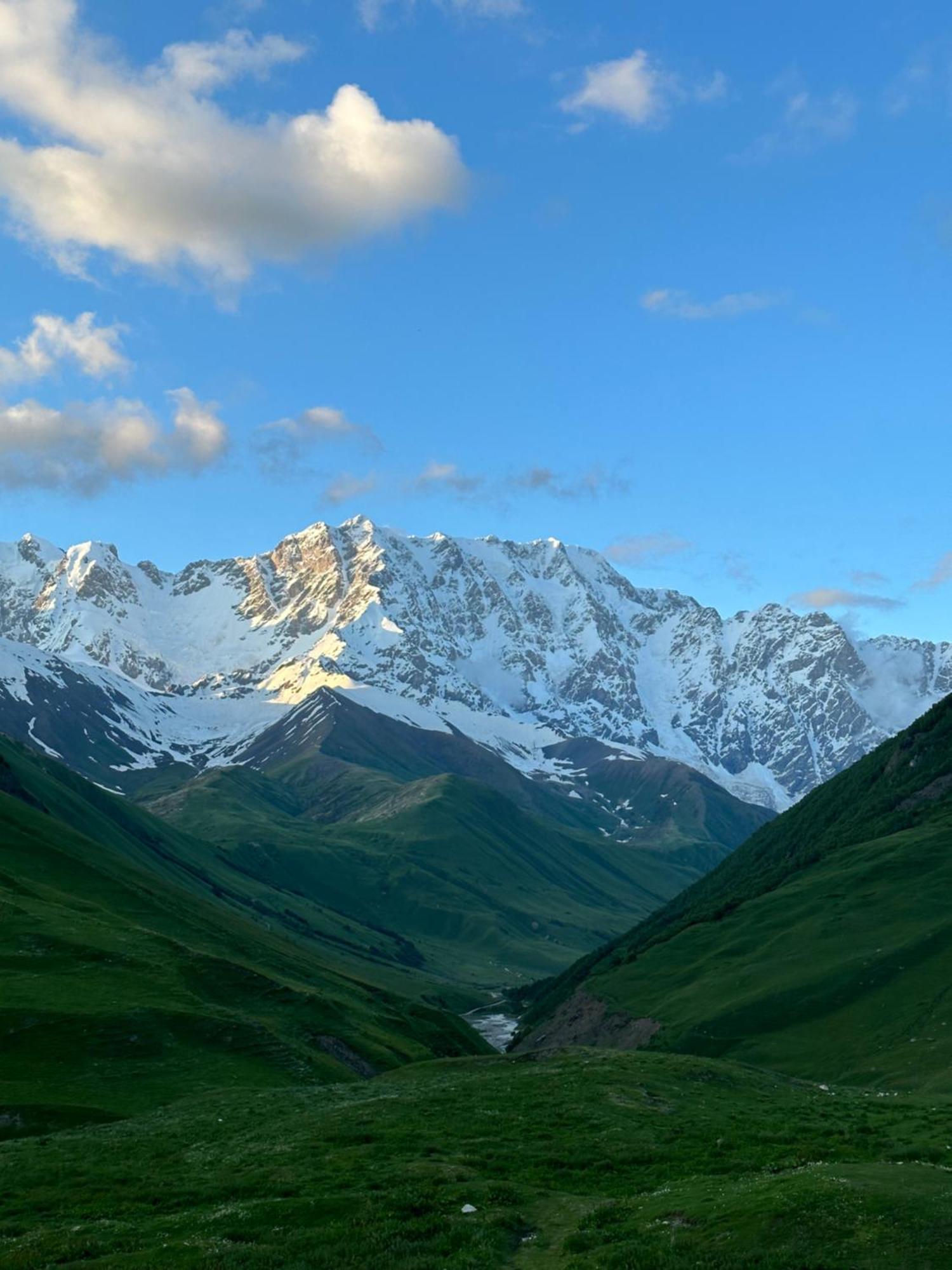 Guesthouse Divo Hut Ushguli Dış mekan fotoğraf