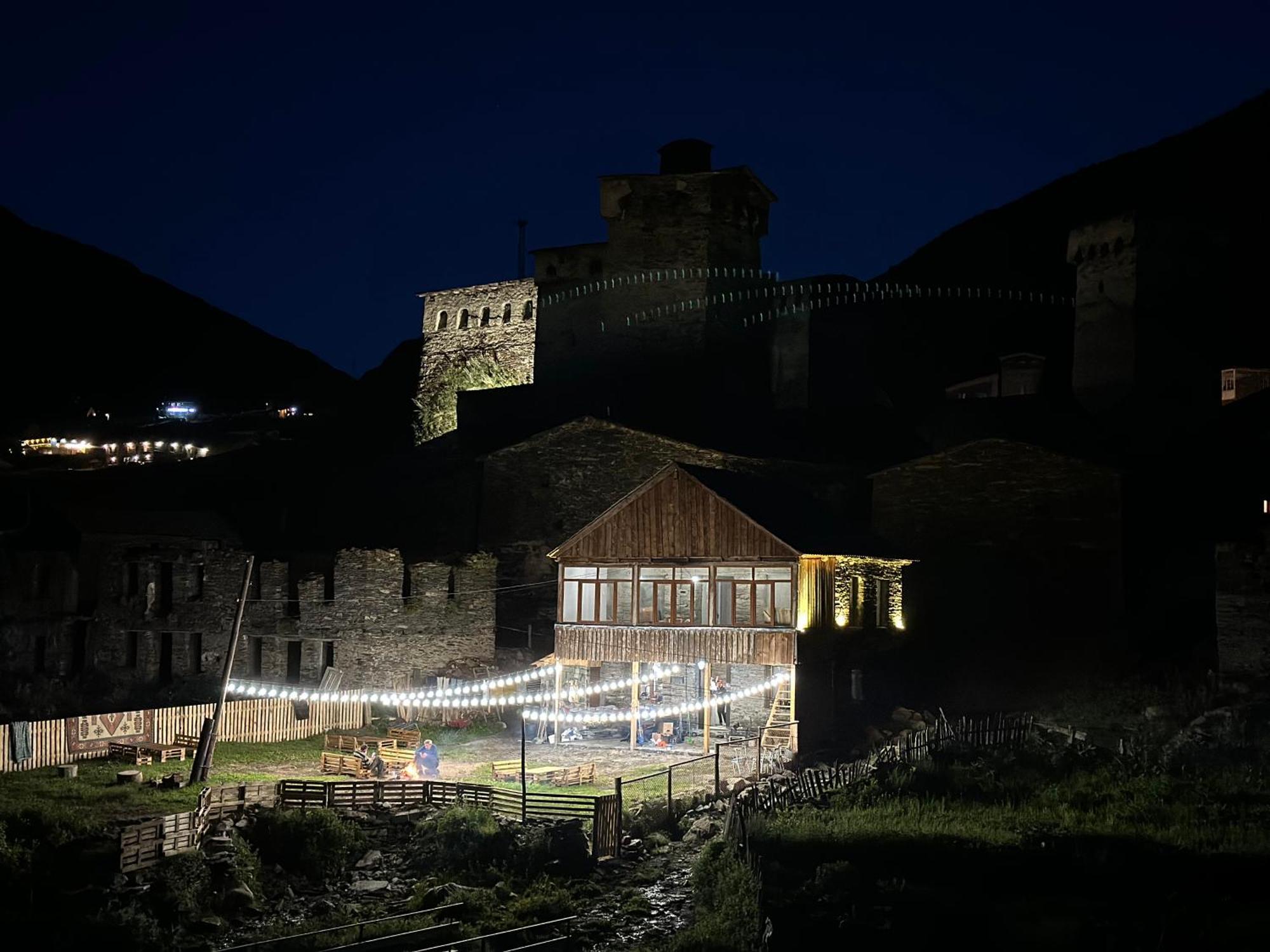 Guesthouse Divo Hut Ushguli Dış mekan fotoğraf